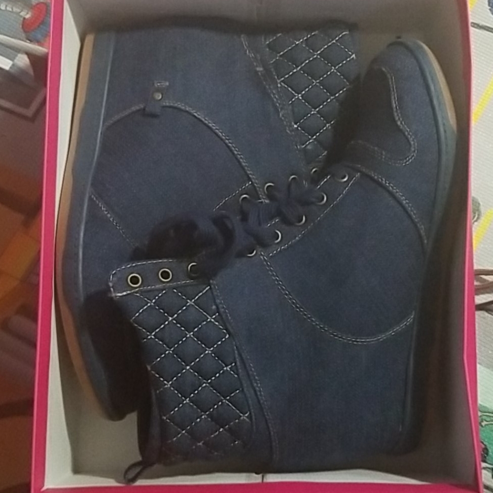 Shoes